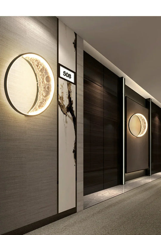 Circular Resin Moon Lamp