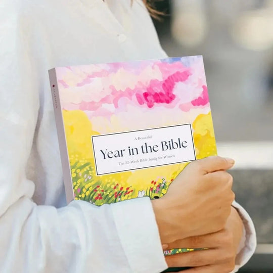 A Beautiful Year in the Bible: The 52-Week Bible Study for Women